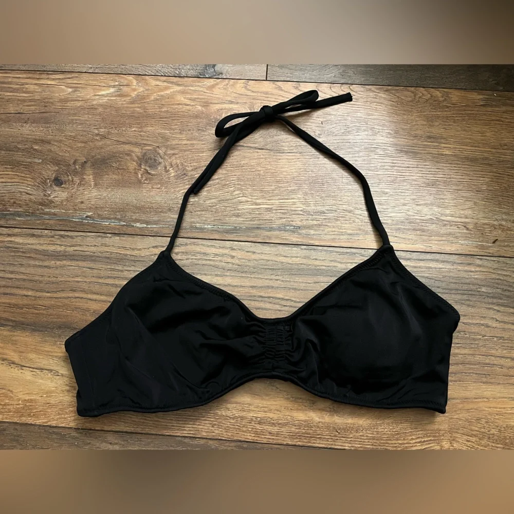 VICTORIAS SECRET SCOOP NECK BIKINI TOP - Picture 1 of 5